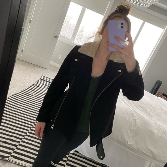 Black Wool Blend Jacket with Lamb Collar - Picture 2 of 10